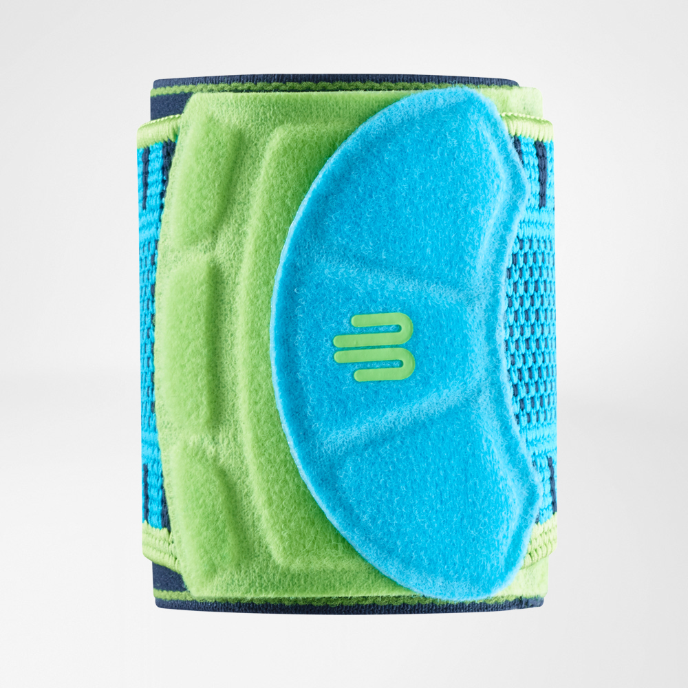 Close-up image of the front of Bauerfeind's Sports Wrist Strap (rivera).