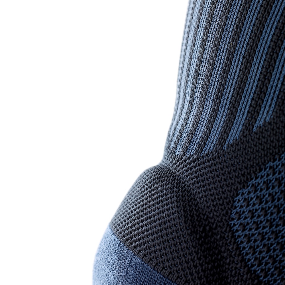 Top of the Omega Pad used for Bauerfeind's black Sports Knee Support.