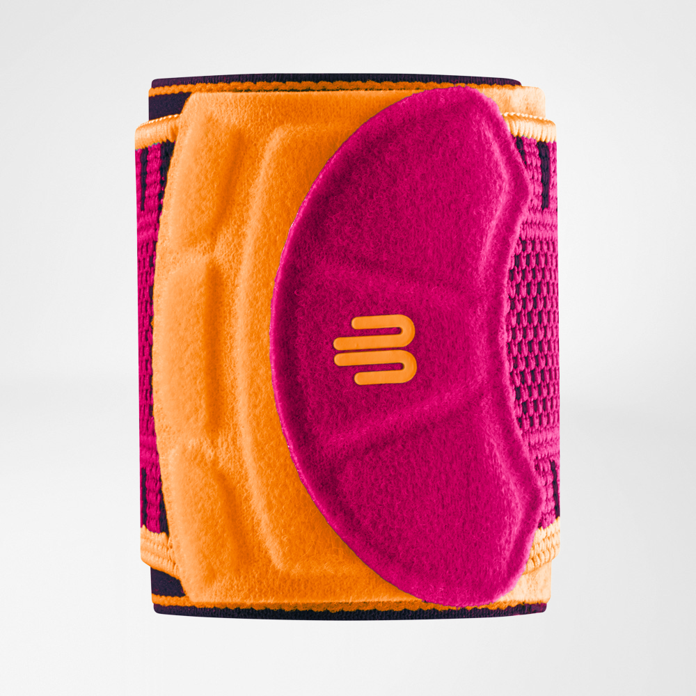 Close-up image of the front of Bauerfeind's Sports Wrist Strap (pink).