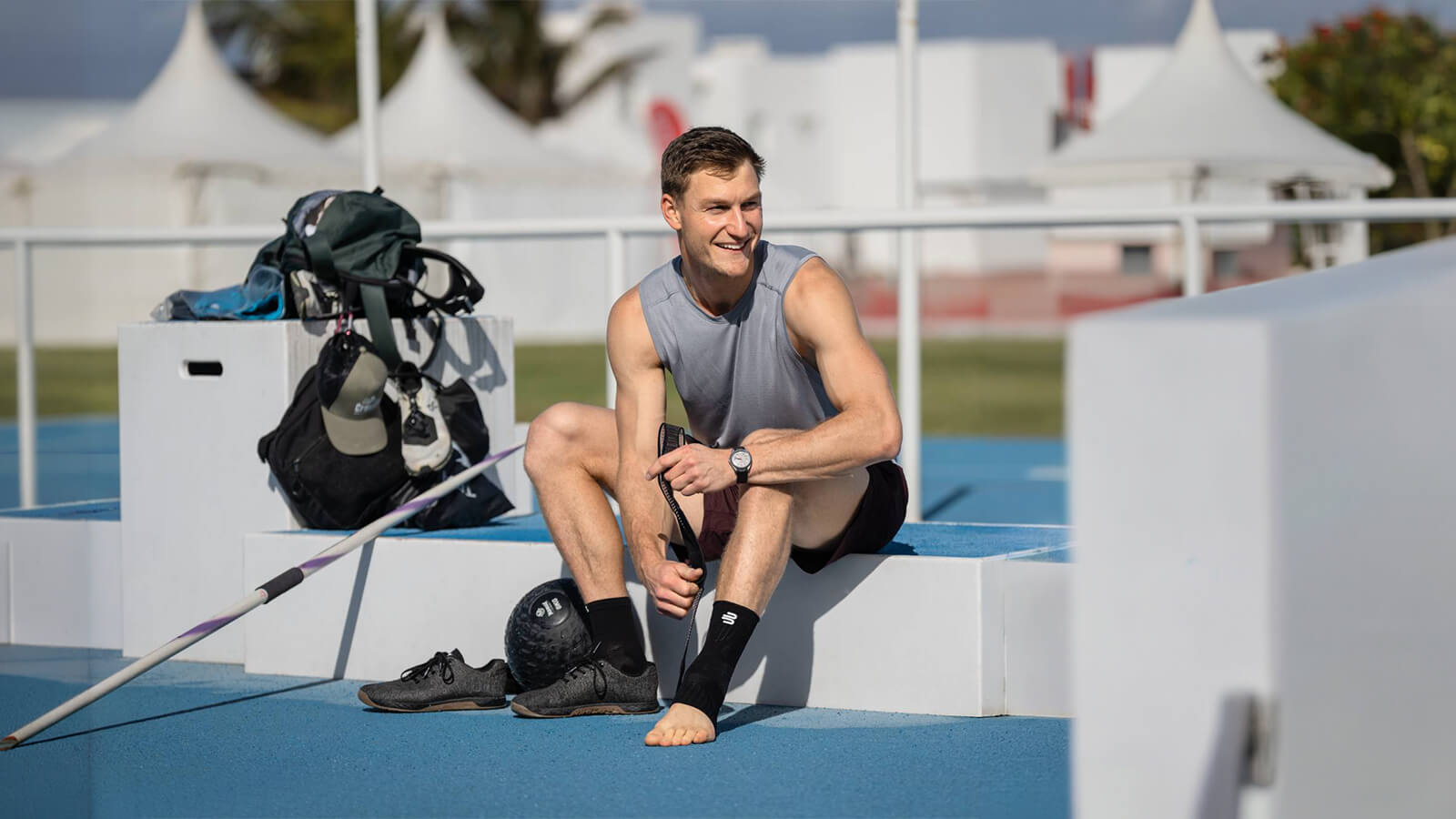 category-black-hero-2