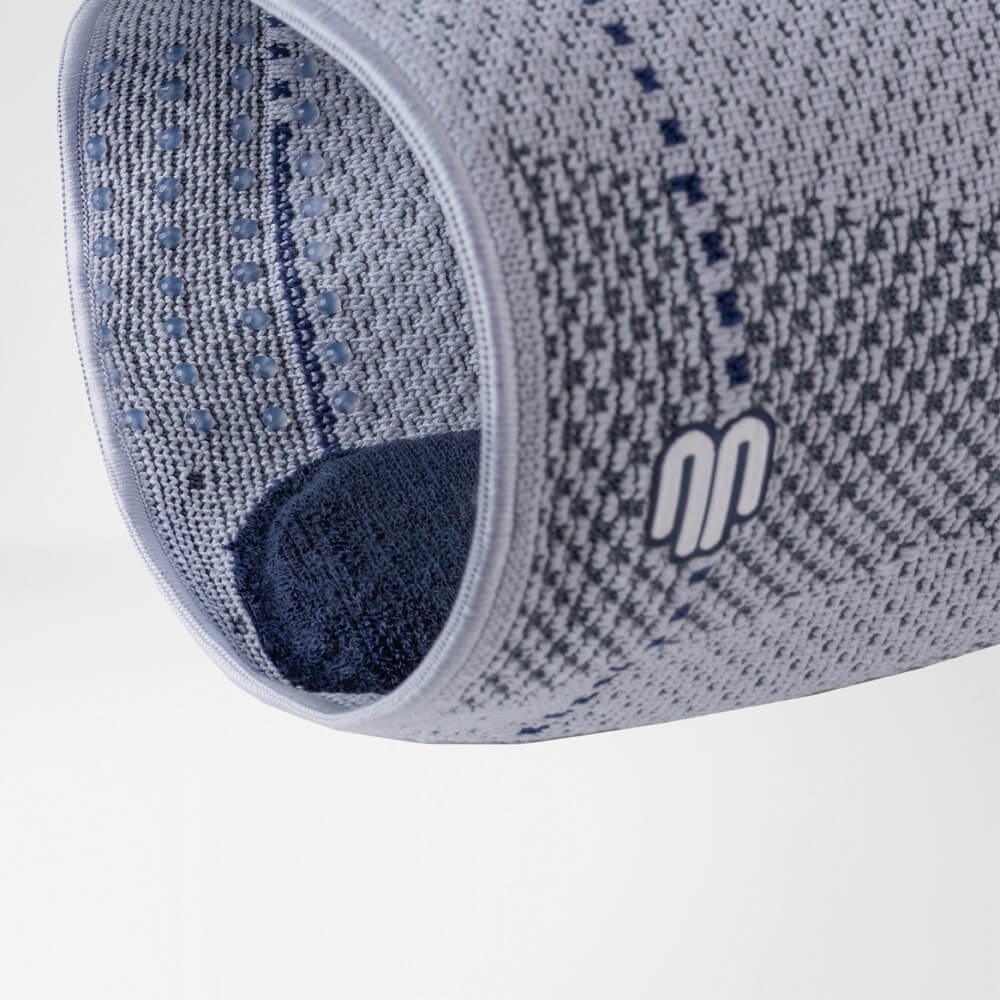 GenuTrain P3 - Patella Knee Brace GenuTrain P3 - Patella Knee Brace