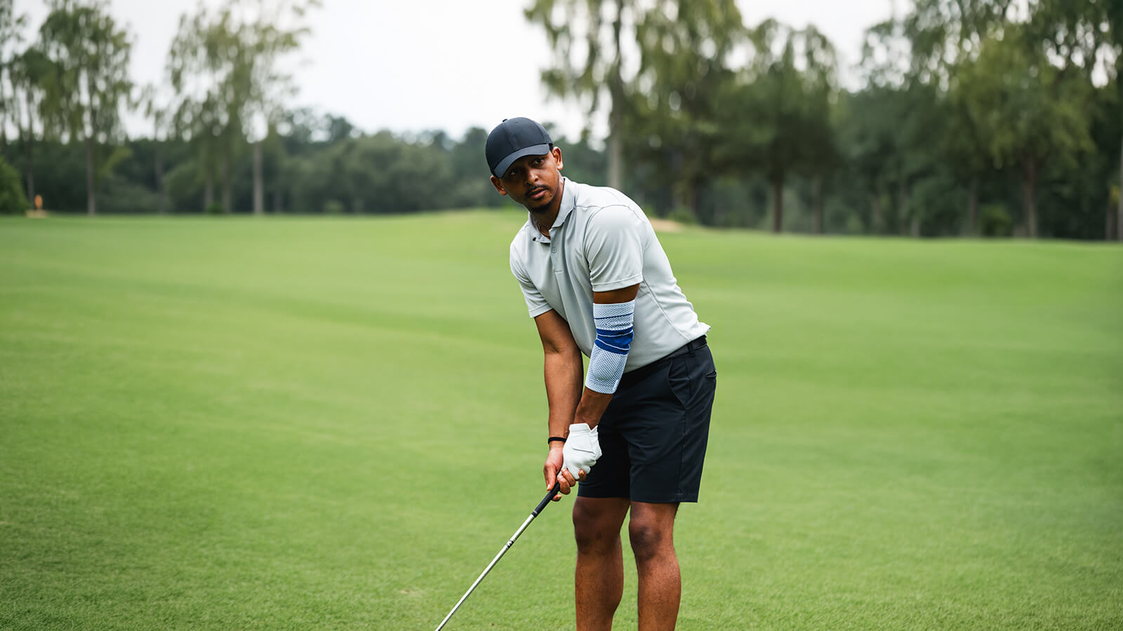 Bauerfeind's guide for the causes, symptoms, and treatment options for golfer's elbow.