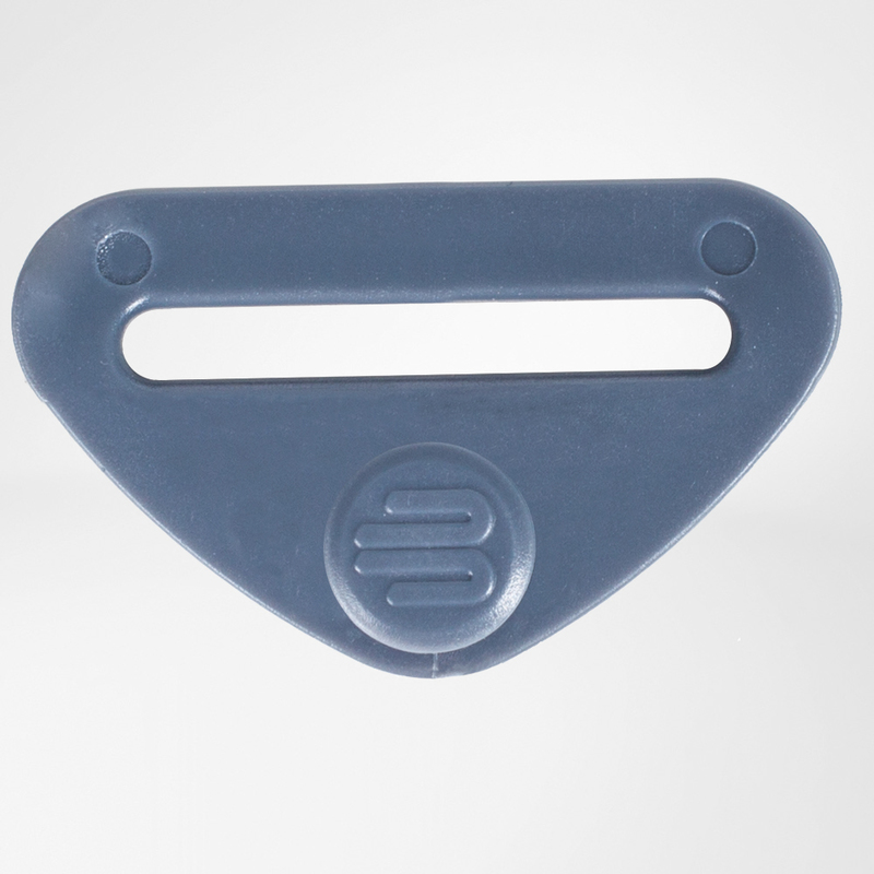 MalleoLoc Buckle Grey plastic buckle accessory with a single horizontal slot and round embossed logo on the front.