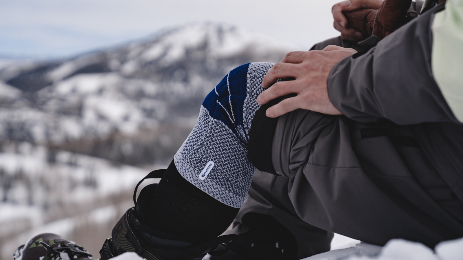 Bauerfeind's braces and compression wear provide all-day comfort and support on the slopes.