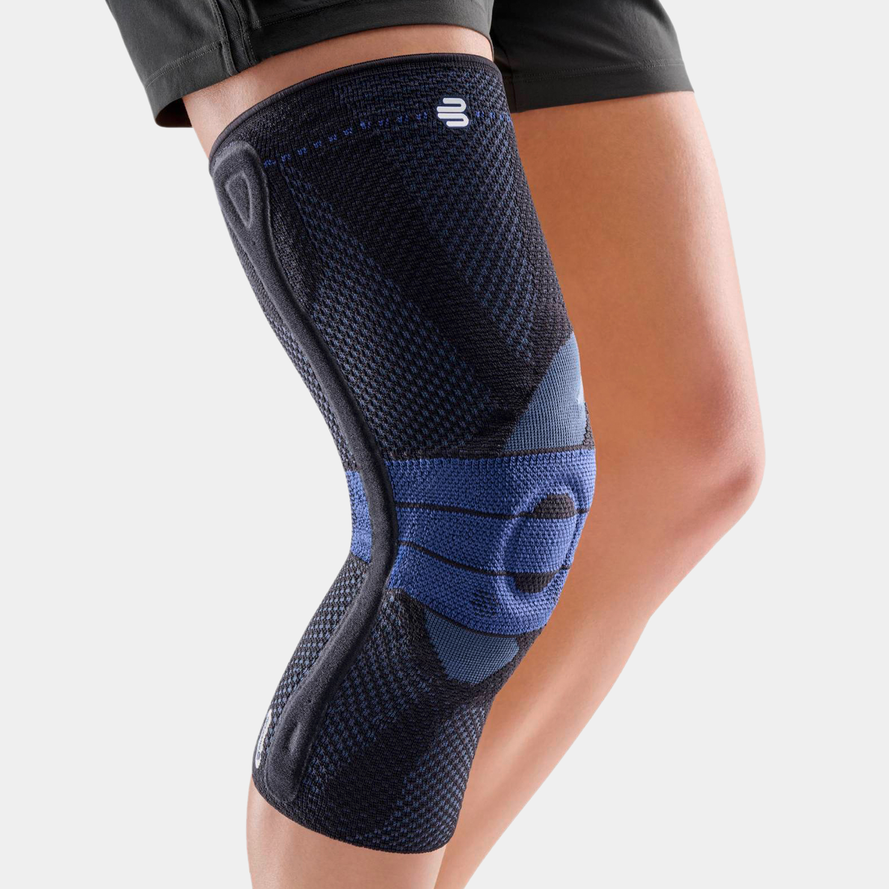 GenuTrain P3 - Patella Knee Brace GenuTrain P3 - Patella Knee Brace